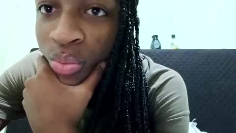 Snapshot of rebecca23278 chatting on 28, 5, 2026 Tu mami Rebecca online show from 28, 5, 2026