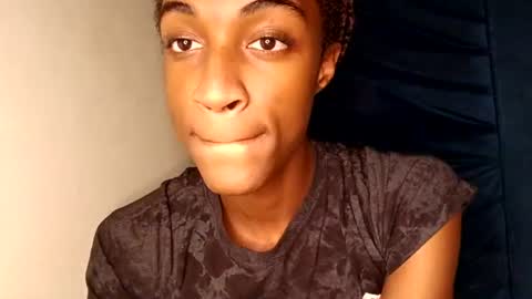 Tu mami Rebecca online show from 7, 7, 2026