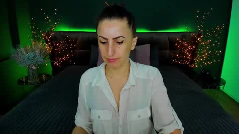 rebecca_diamonds online show from 28, 1, 2025