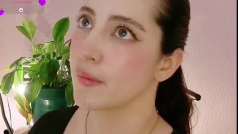 rebeccawhite_meow online show from 10, 6, 2026