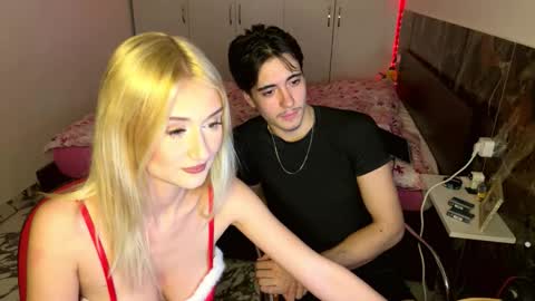 horny couple online show from 5, 1, 2026