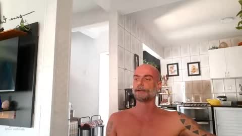 Snapshot of recoromanello chatting on 1, 6, 2026 Reco Romanello online show from 1, 6, 2026