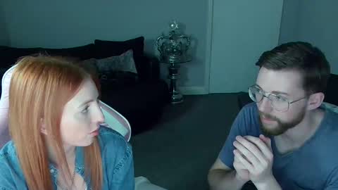 Red -  online show from 16, 1, 2025