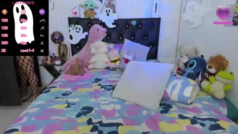 Snapshot of red_girlofficial chatting on 16, 10, 2025 Taliana online show from 16, 10, 2025