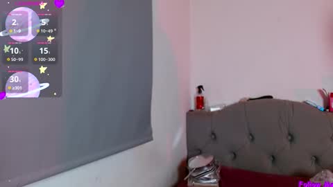 Snapshot of red_moonn chatting on 1, 12, 2025 IG OF red moonn online show from 1, 12, 2025