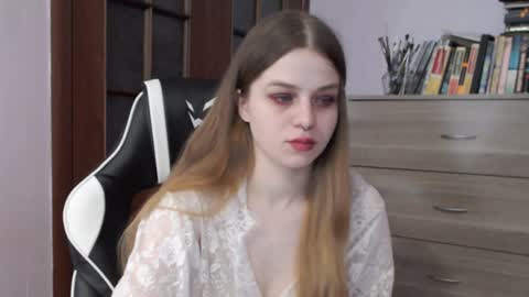 Snapshot of redhead_rabbit chatting on 29, 12, 2024 Lily online show from 29, 12, 2024