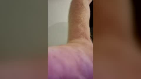 Snapshot of redheadmmm chatting on 4, 7, 2026 redheadmmm online show from 4, 7, 2026