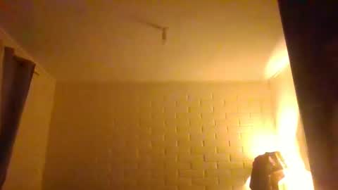 Snapshot of redhot2333 chatting on 20, 12, 2025 redhot2333 online show from 20, 12, 2025