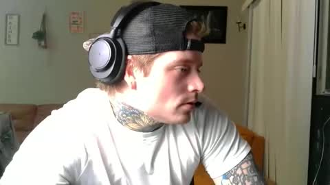 Snapshot of redinthebed chatting on 5, 11, 2025 InkedGinger online show from 5, 11, 2025