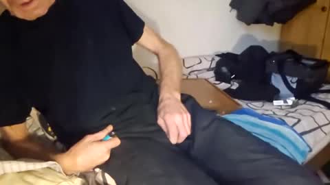 redrodridding online show from 1, 1, 2025