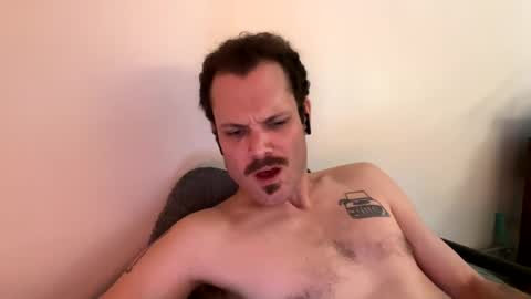 Snapshot of reed_thomas chatting on 5, 1, 2025 Reed Thomas online show from 5, 1, 2025