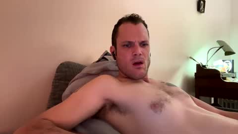 Snapshot of reed_thomas chatting on 19, 11, 2025 Reed Thomas online show from 19, 11, 2025