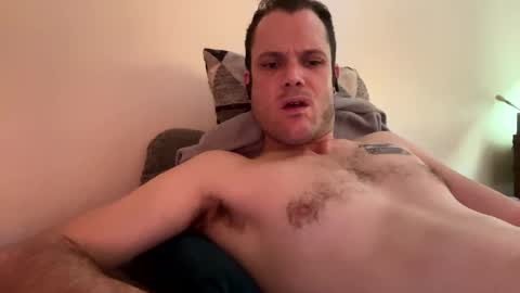 Snapshot of reed_thomas chatting on 5, 12, 2025 Reed Thomas online show from 5, 12, 2025