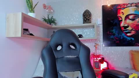 Snapshot of regan_pearson chatting on 17, 12, 2024 Regan online show from 17, 12, 2024