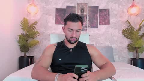 Snapshot of regan_pearson chatting on 4, 2, 2025 Regan online show from 4, 2, 2025