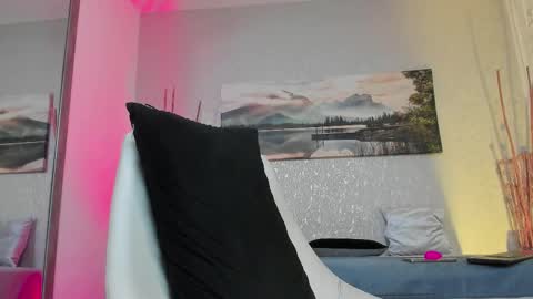 Snapshot of regan_pearson chatting on 17, 2, 2025 Regan online show from 17, 2, 2025