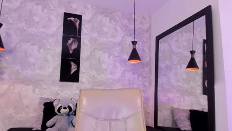 Snapshot of regan_pearson chatting on 24, 2, 2025 Regan online show from 24, 2, 2025