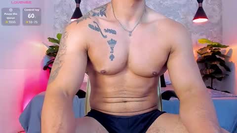 Snapshot of regan_pearson chatting on 12, 10, 2025 Regan online show from 12, 10, 2025