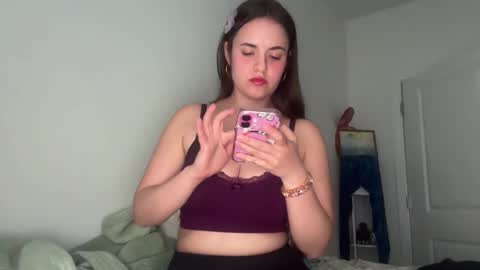 Snapshot of reginababyy chatting on 12, 4, 2026 Its Reginaaa online show from 12, 4, 2026