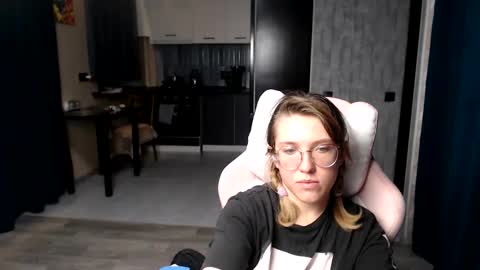 Regina online show from 19, 9, 2025