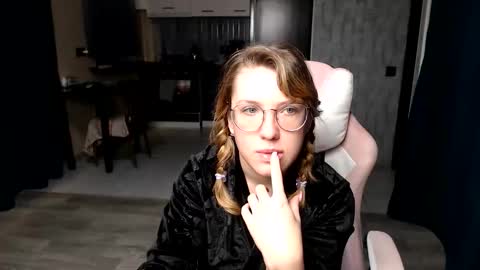 Regina online show from 21, 9, 2025