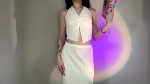 Snapshot of reginavandivier chatting on 10, 6, 2026 Amelia online show from 10, 6, 2026