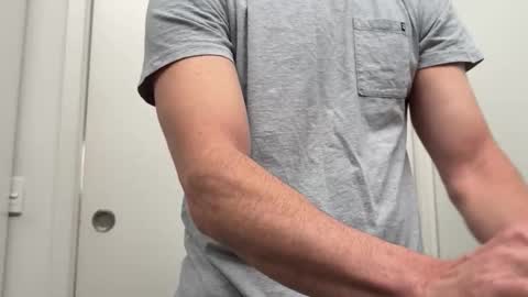 Snapshot of reharted chatting on 27, 9, 2025 reharted online show from 27, 9, 2025