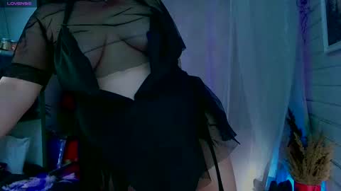 Snapshot of reicat chatting on 10, 2, 2025 Karina online show from 10, 2, 2025