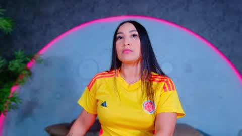 reiinachloe online show from 3, 7, 2026