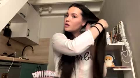 Snapshot of reilbelll chatting on 2, 10, 2025 Bell online show from 2, 10, 2025