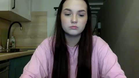 Snapshot of reilbelll chatting on 4, 12, 2025 Bell online show from 4, 12, 2025