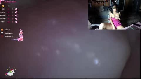 Snapshot of reinacatchile chatting on 25, 10, 2025 Reinacatchile online show from 25, 10, 2025