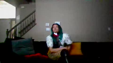 Snapshot of reineweathers chatting on 4, 12, 2025 Reinee online show from 4, 12, 2025