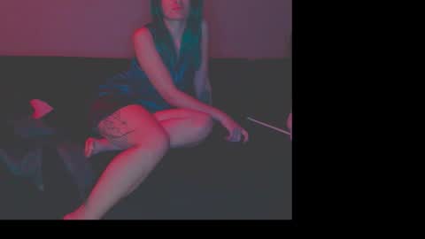 Snapshot of reineweathers chatting on 5, 12, 2025 Reinee online show from 5, 12, 2025