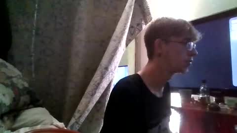 tylerBurnham online show from 25, 4, 2026