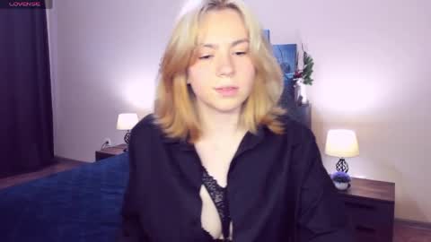 Snapshot of remipeach chatting on 19, 5, 2026 RemiPeach online show from 19, 5, 2026