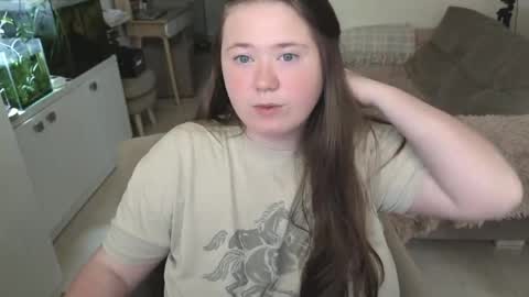 Snapshot of remirann_ chatting on 4, 6, 2026 Ann OF - remirann21 online show from 4, 6, 2026