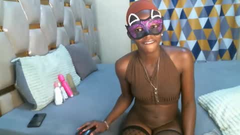 remmyqueen online show from 13, 4, 2026