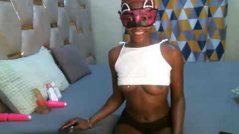 Snapshot of remmyqueen chatting on 18, 4, 2026 remmyqueen online show from 18, 4, 2026