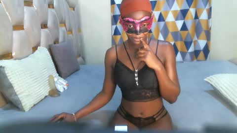 Snapshot of remmyqueen chatting on 21, 4, 2026 remmyqueen online show from 21, 4, 2026