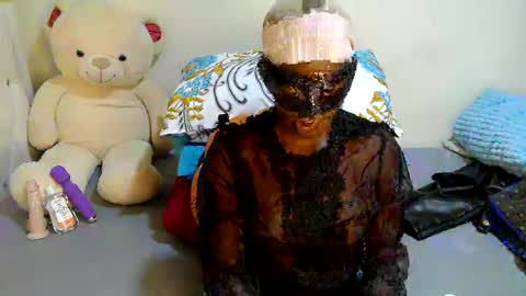 Snapshot of remmyqueen chatting on 12, 5, 2026 remmyqueen online show from 12, 5, 2026