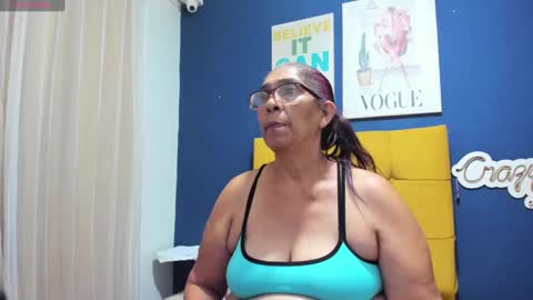 renata_milf_ online show from 3, 3, 2025