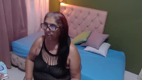 renata_milf_ online show from 20, 9, 2025