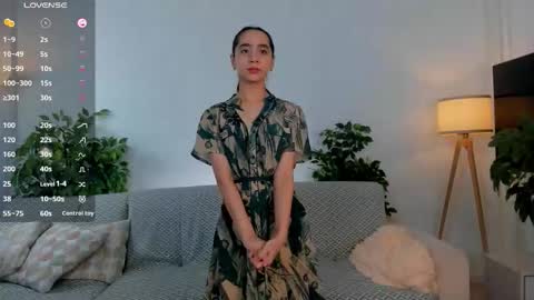 Snapshot of renatenavejar chatting on 8, 10, 2025 Call me Mira online show from 8, 10, 2025