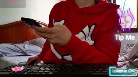 Renatta online show from 7, 10, 2025