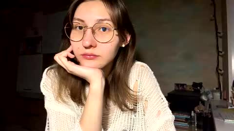 Mia online show from 7, 2, 2026