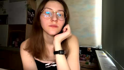 Mia online show from 30, 3, 2026