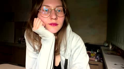 Mia online show from 18, 4, 2026