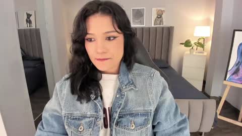 Snapshot of renee_shelby_ chatting on 2, 12, 2024 Renee Shelby online show from 2, 12, 2024