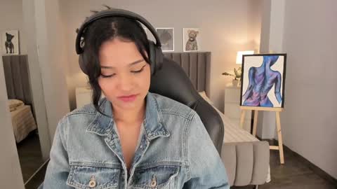 Snapshot of renee_shelby_ chatting on 4, 12, 2024 Renee Shelby online show from 4, 12, 2024